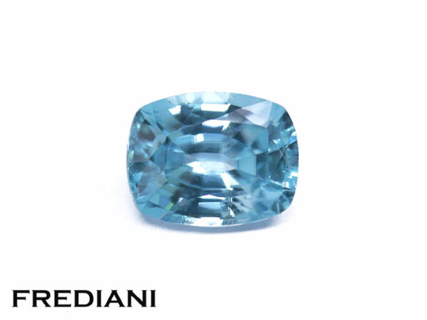 Zircon bleu coussin 74x59 de 2.00 carats