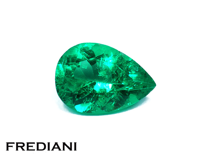 Emeraude poire certifiée