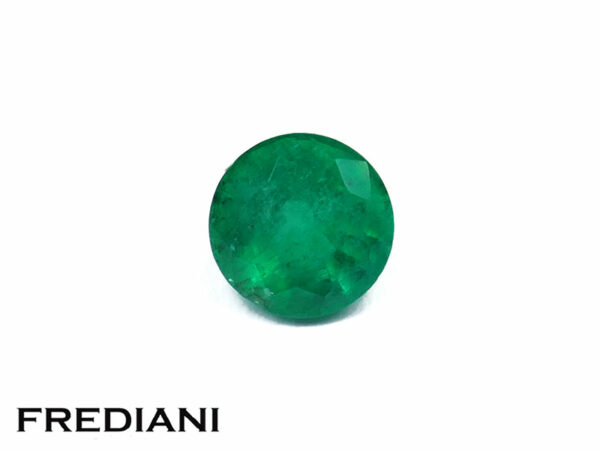 Emeraude ronde 5.1 mm de 0.55 carat