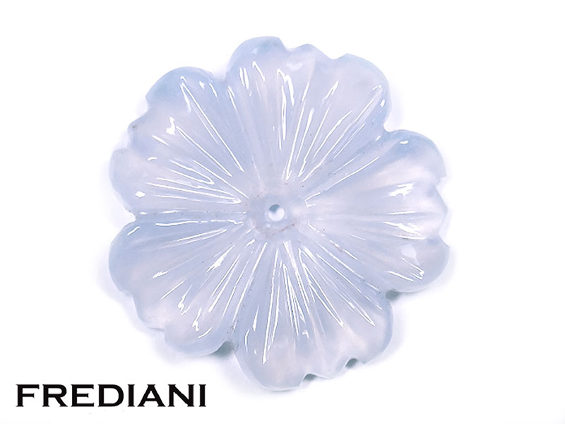 Fleur en calcédoine