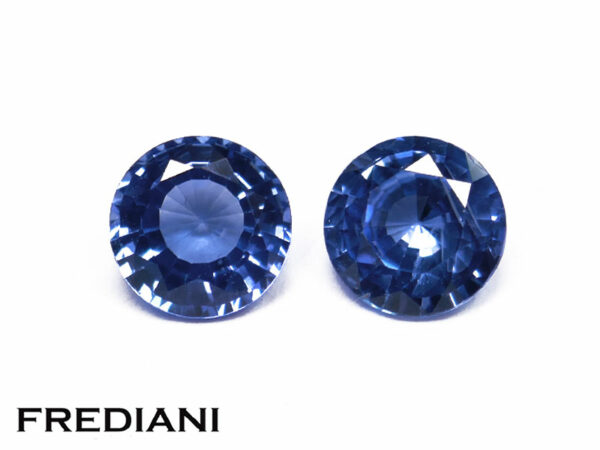 Appairage de saphirs bleus ronds 5 mm de 1.08 carat