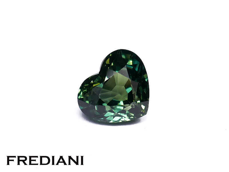 Saphir vert coeur