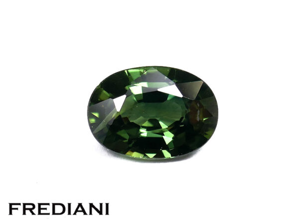 Saphir vert ovale 73x52 de 1.08 carat