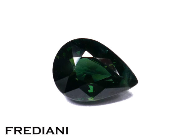 Saphir vert poire 89x65 de 2.02 carats