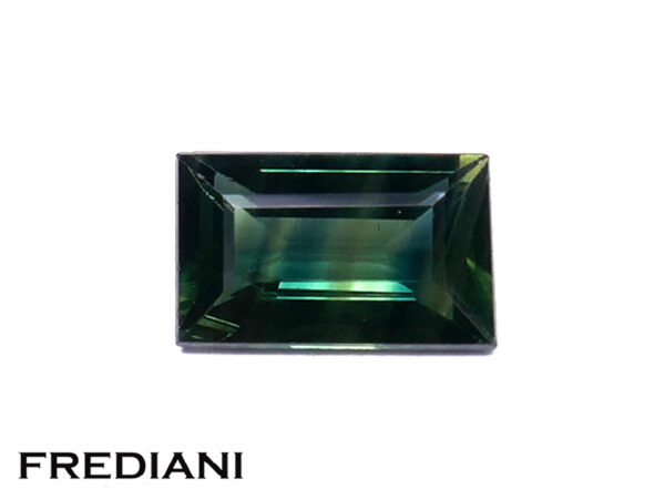 Saphir vert baguette 77x48 de 1.15 carat