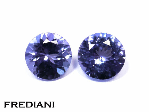 Appairage de tanzanites rondes 6 mm de 1.67 carat