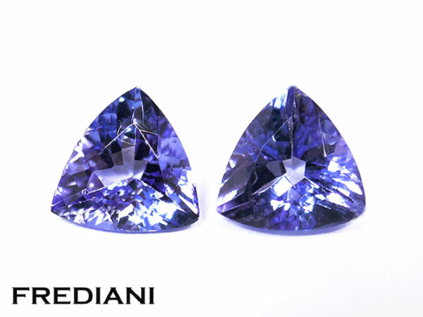 Appairage de tanzanites troïdias 67x66 de 1.84 carat