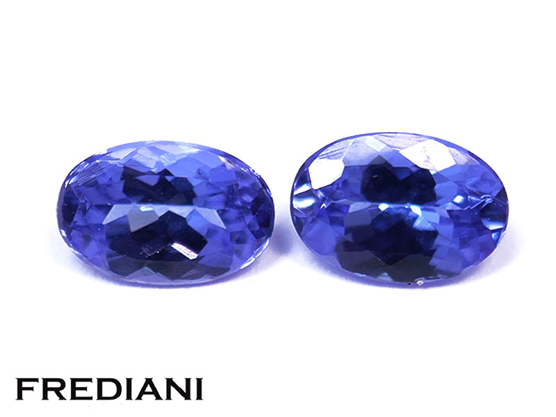 Paire de tanzanites ovales