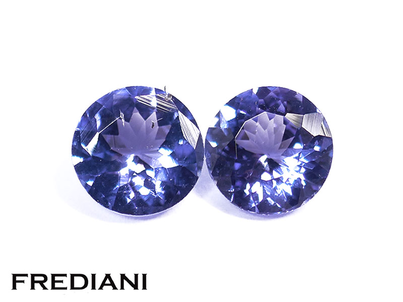 Paire de tanzanites rondes