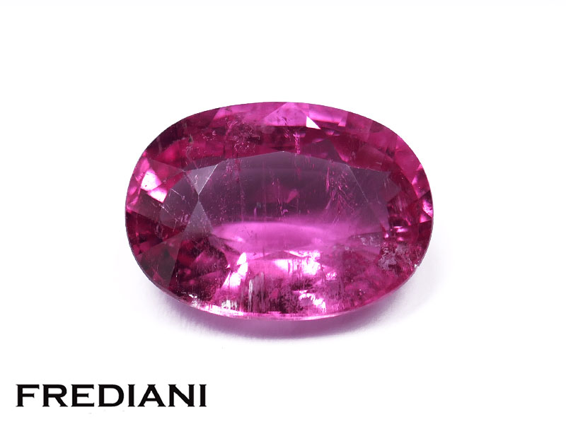 Tourmaline rose ovale