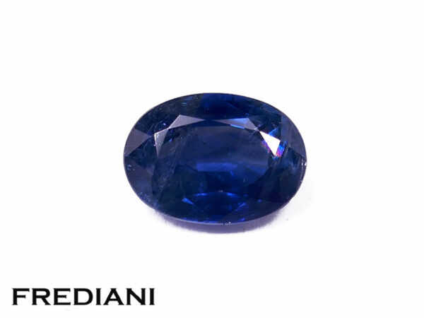 Saphir bleu ovale 71x52 de 1.11 carat