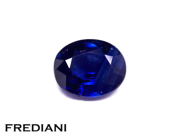 Saphir bleu ovale 66x54 de 0.92 carat