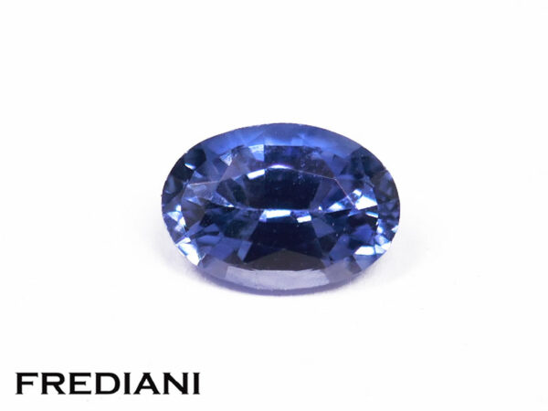 Saphir bleu ovale 64x45 de 0.78 carat