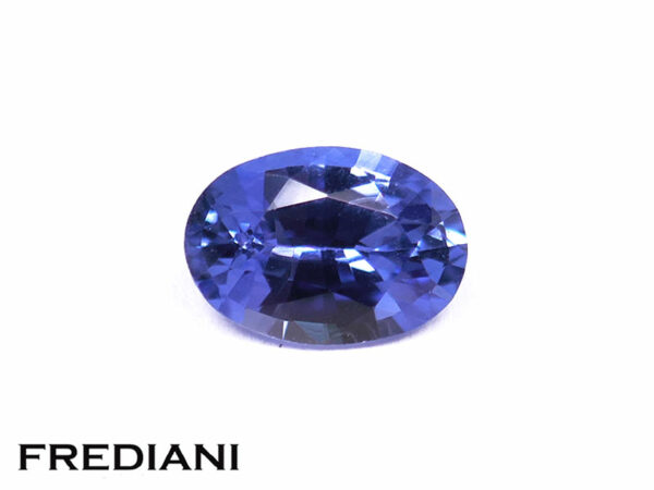 Saphir bleu ovale 65x45 de 0.70 carat