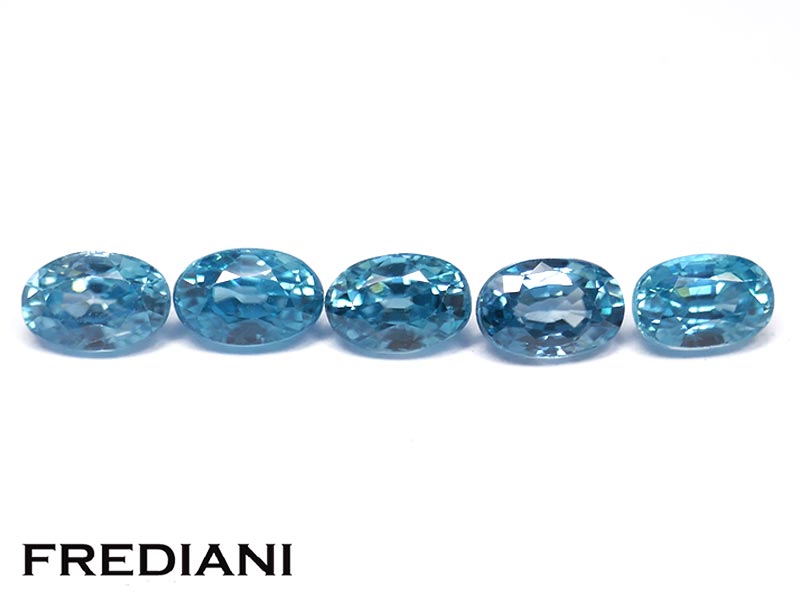 Lot de 5 zircons bleus ovales