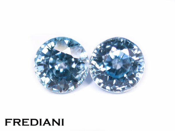 Appairagr de zircons bleus ronds 6 mm de 2.98 carats