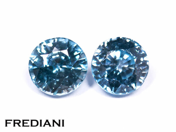 Appairage de zircons bleus ronds 6.5 mm de 3.70 carats