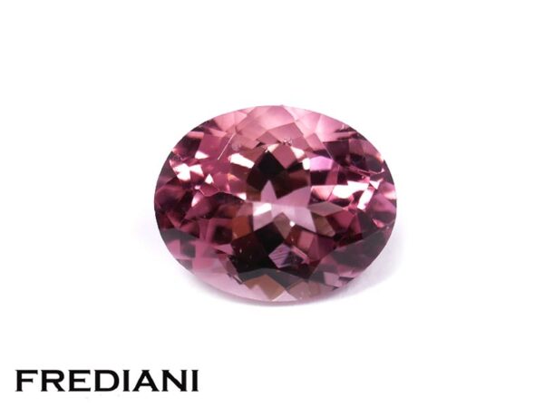 Tourmaline rose ovale 101x81 de 2.93 carats