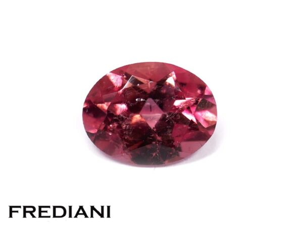 Tourmaline rose ovale 91x70 de 1.85 carat