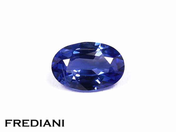 Saphir bleu ovale 58x40 de 0.47 carat
