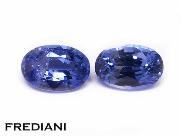 Appairage de saphirs bleus ovales 60x40 de 1.12 carat.