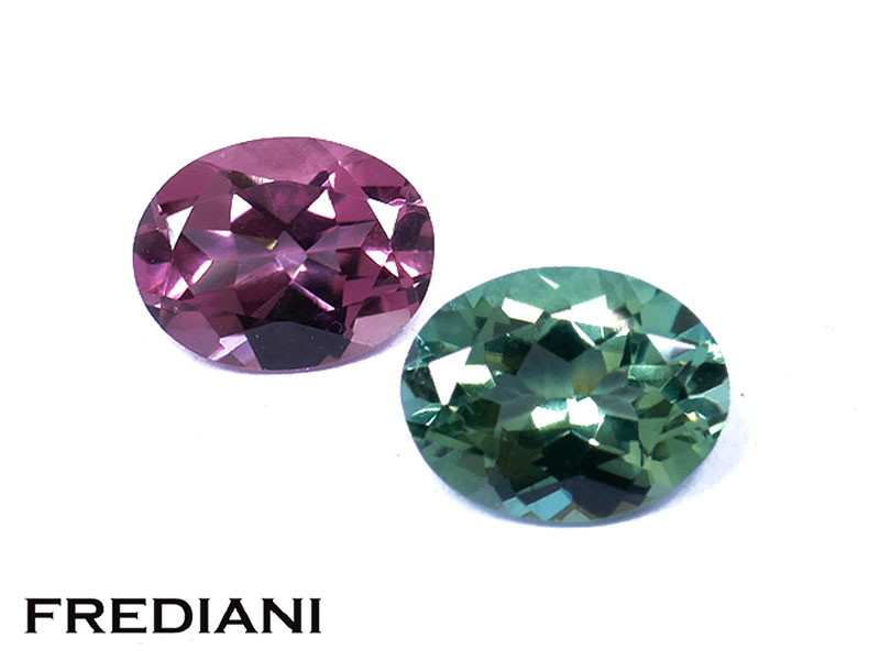 Paire de tourmalines verte et rose ovales