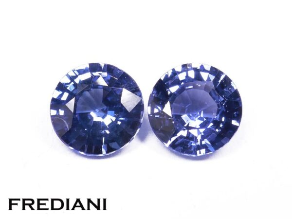 Appairage de saphirs bleus ronds 6 mm de 1.99 carat