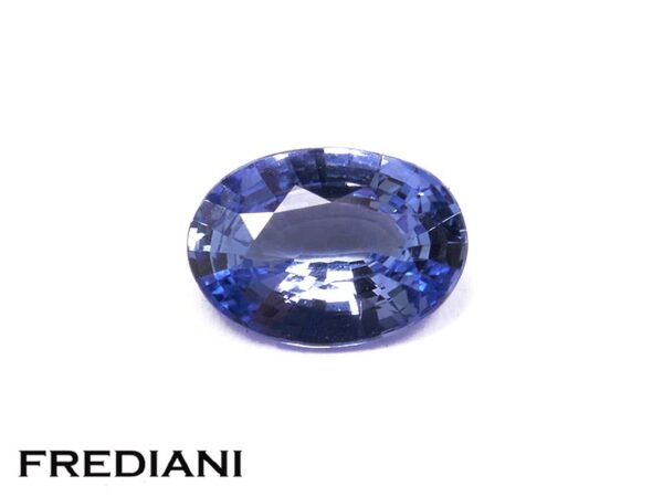 Saphir bleu ovale 70x50 de 0.82 carat