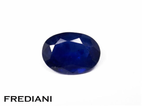 Saphir bleu ovale 68x49 de 0.76 carat