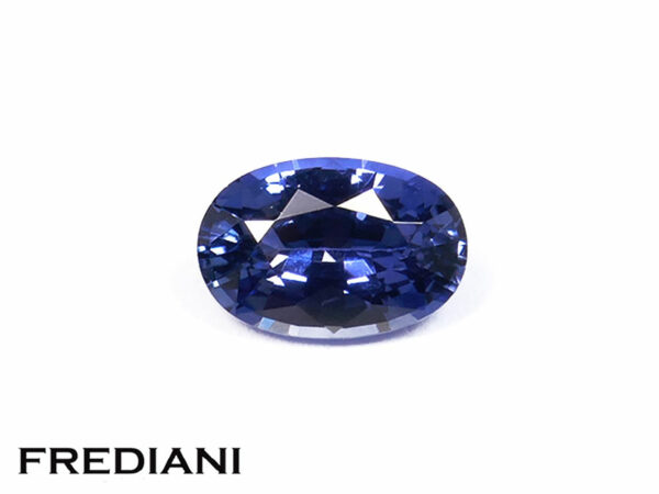 Saphir bleu ovale 60x40 de 0.57 carat