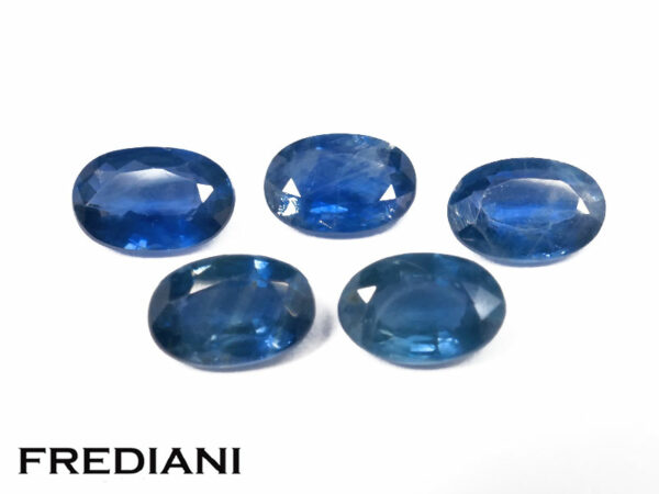 Lot de 5 saphirs bleus ovales 60x40 de 2.90 carats