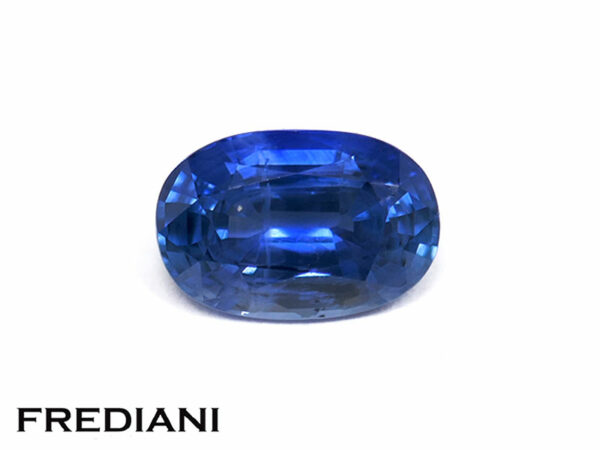 Saphir bleu ovale 87x58 de 1.94 carat