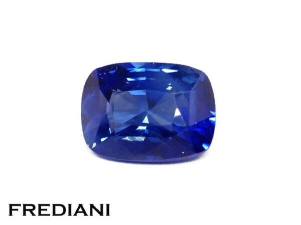 Saphir bleu coussin 84x63 de 2.13 carats