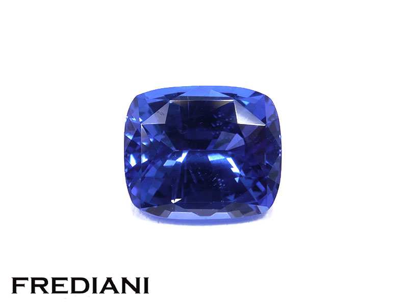 Saphir bleu coussin 76x65 de 2.26 carats