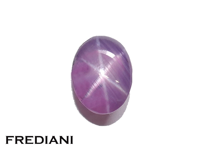 Saphir violet étoilé naturel 92x69 de 3.81 carats