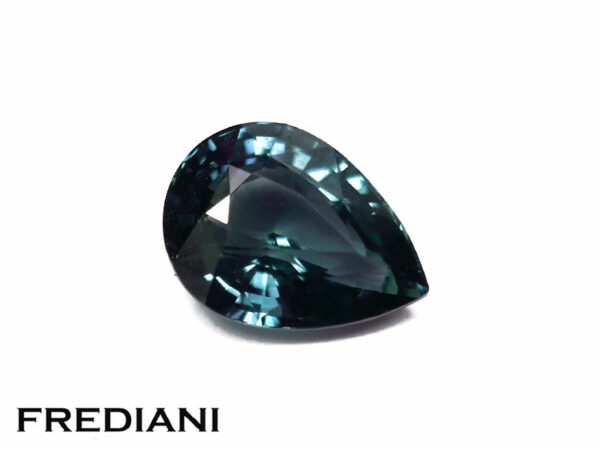 Saphir teal poire naturel 92x69 de 2.03 carats