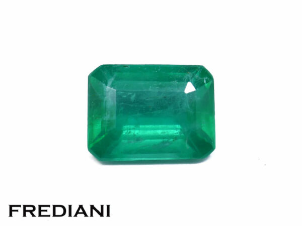 Emeraude rectangulaire 81x61 de 1.39 carat