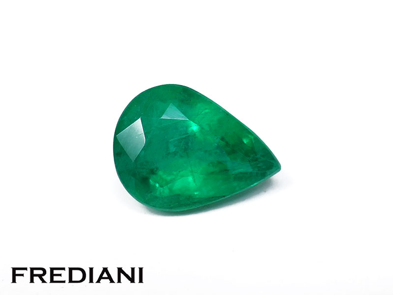 Emeraude poire certifiée