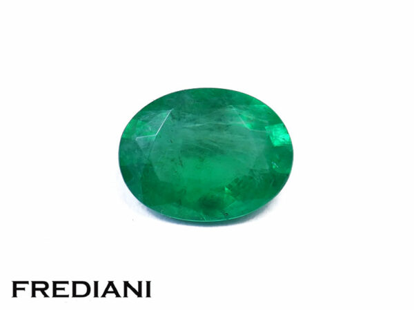 Emeraude ovale 80x61 de 1.04 carat