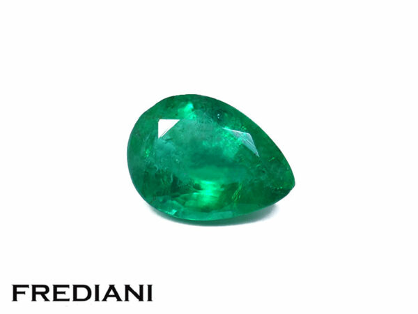 Emeraude poire 70x50 de 0.60 carat