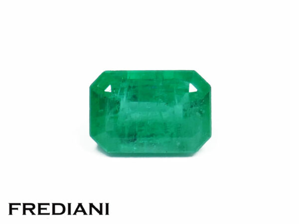 Emeraude rectangulaire 62x42 de 0.65 carat