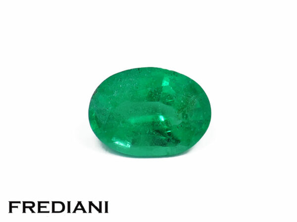 Emeraude ovale 70x51 de 0.74 carat