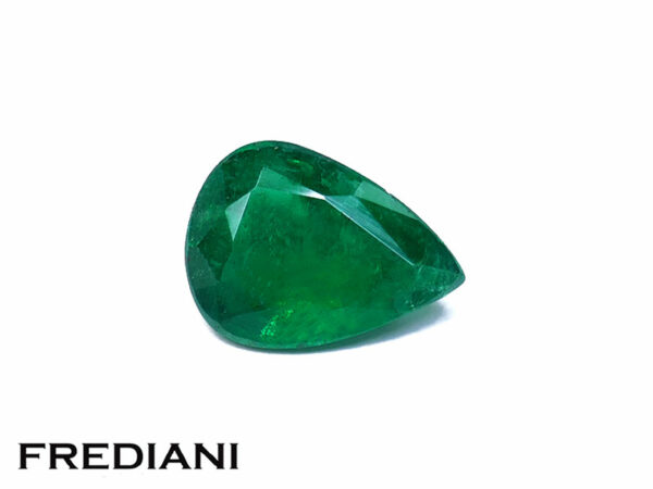 Emeraude poire 80x59 de 0.88 carat