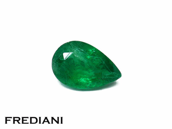 Emeraude poire 61x41 de 0.35 carat