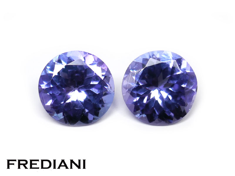 Paire de tanzanites rondes