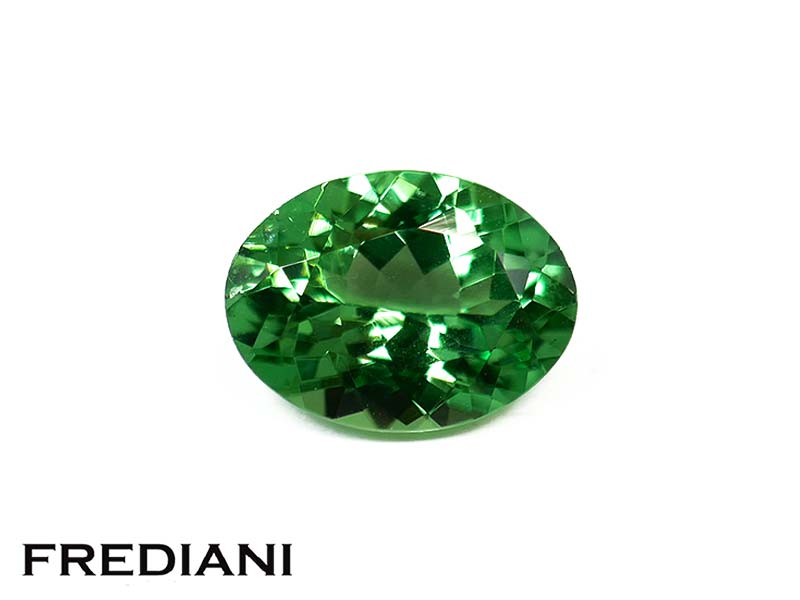 Grenat tsavorite ovale