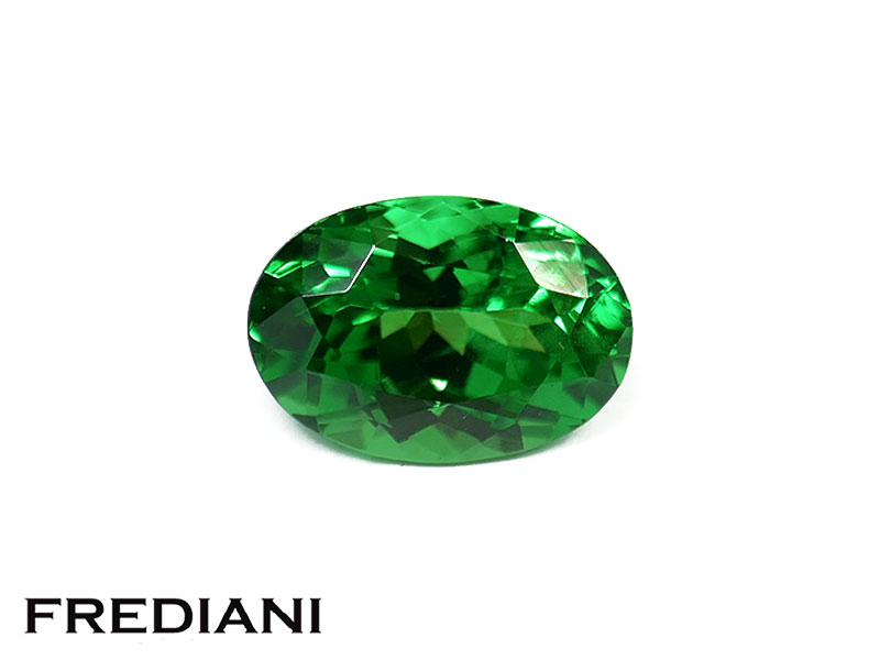 Grenat tsavorite ovale