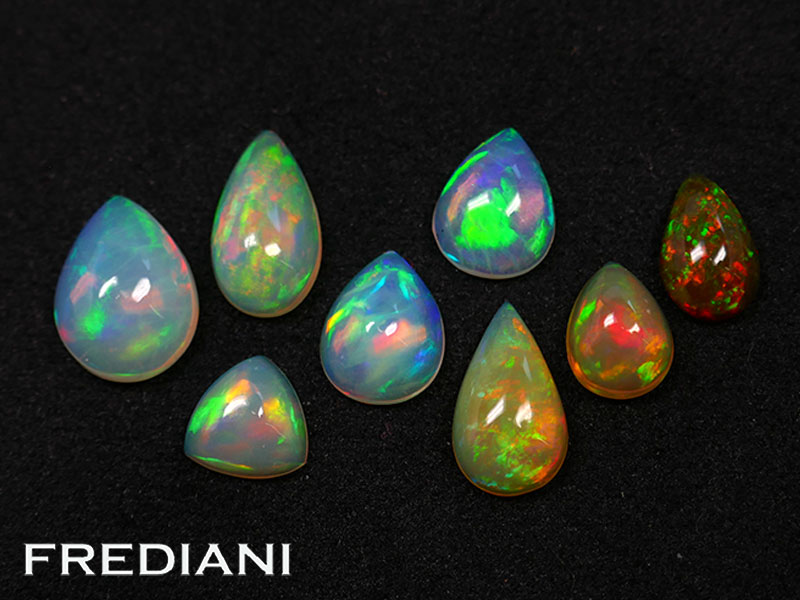 Lot de 8 opales poires naturelles d'Ethiopie
