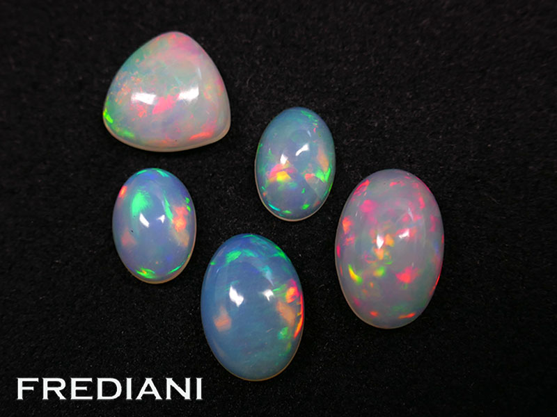 Lot de 5 opales naturelles d'Ethiopie