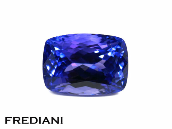 Tanzanite coussin 110x79 de 4.75 carats